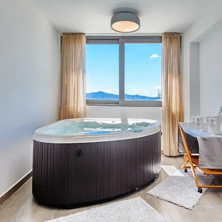 Luxury And * Zára