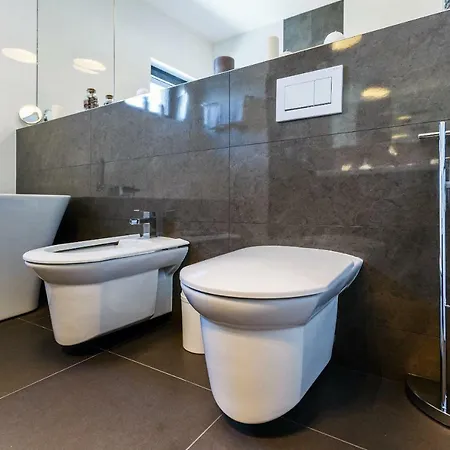 Luxury And * Zára