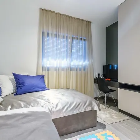 Luxury And Zadar